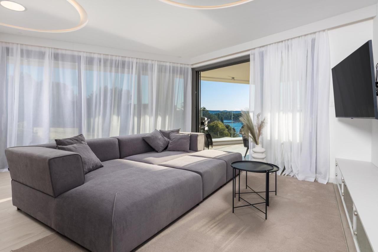 Hadrie Luxury Resort And Villas Krk คิร์ก ภายนอก รูปภาพ