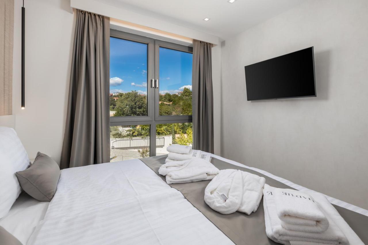 Hadrie Luxury Resort And Villas Krk คิร์ก ภายนอก รูปภาพ