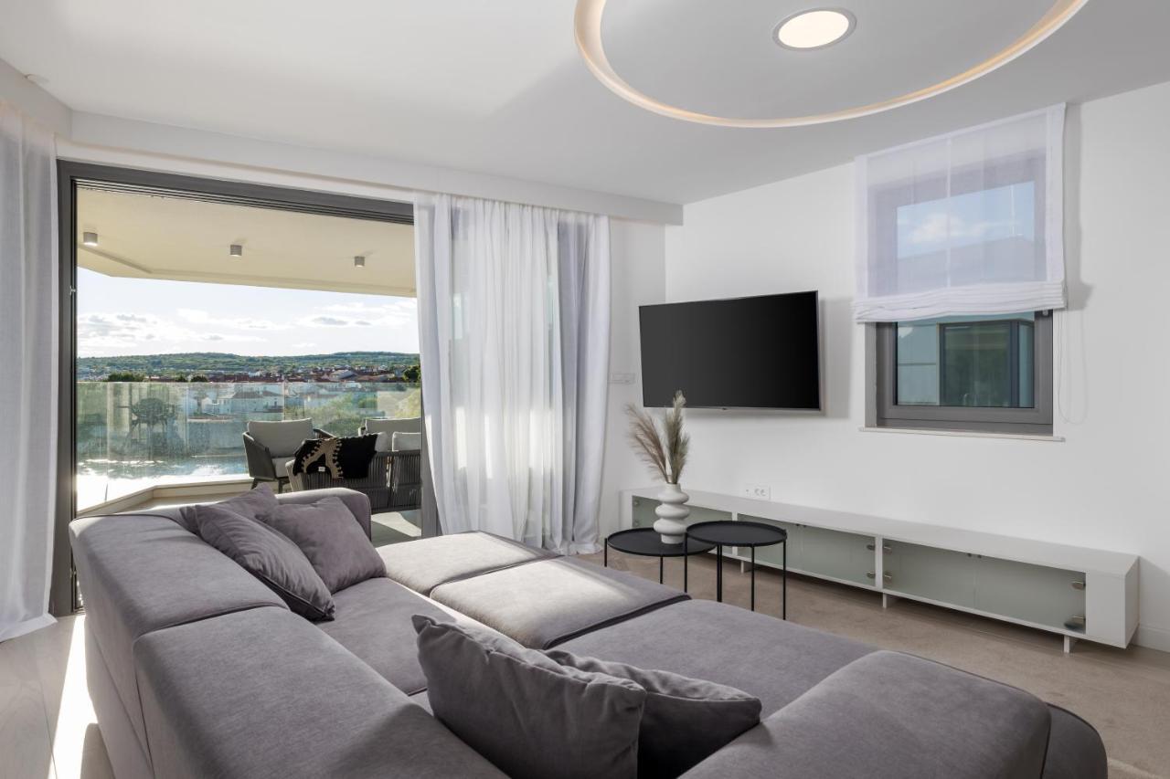 Hadrie Luxury Resort And Villas Krk คิร์ก ภายนอก รูปภาพ